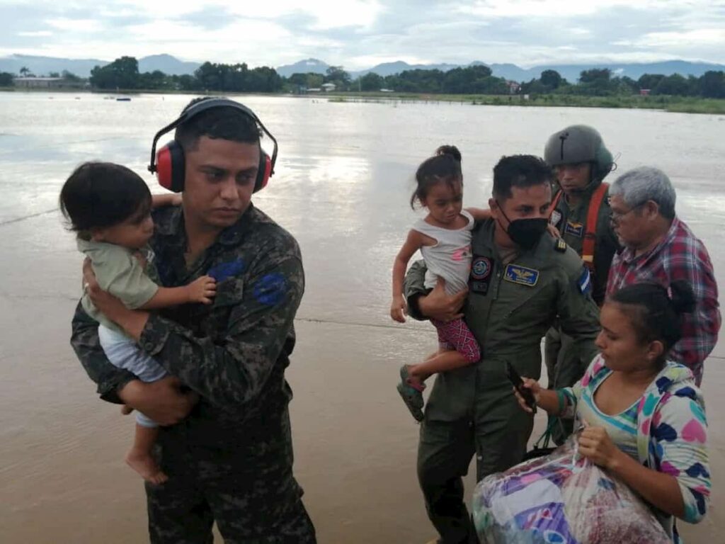 rescate de Fuerza aerea1